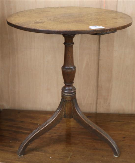 A Regency oak wine table, W.57cm